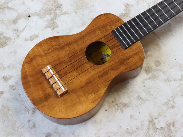 【中古・美品】Mailelei SK-2 ソプラノウクレレ - 画像 (2)
