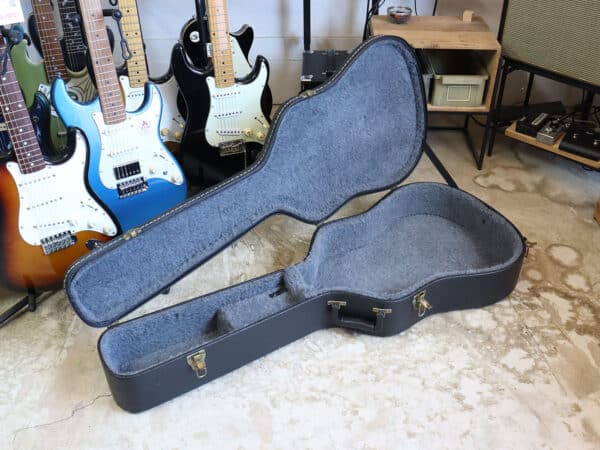 【中古】メーカー不明 アコースティックギター用 ハードケース ドレッドノートサイズ - 画像 (3)