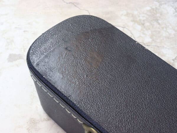 【中古】メーカー不明 アコースティックギター用 ハードケース ドレッドノートサイズ - 画像 (5)