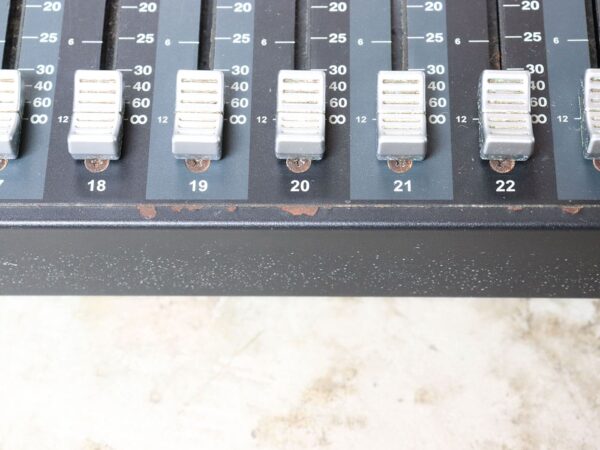 【中古・ジャンク】Soundcraft Si Compact32 32ch デジタルミキサー - 画像 (4)