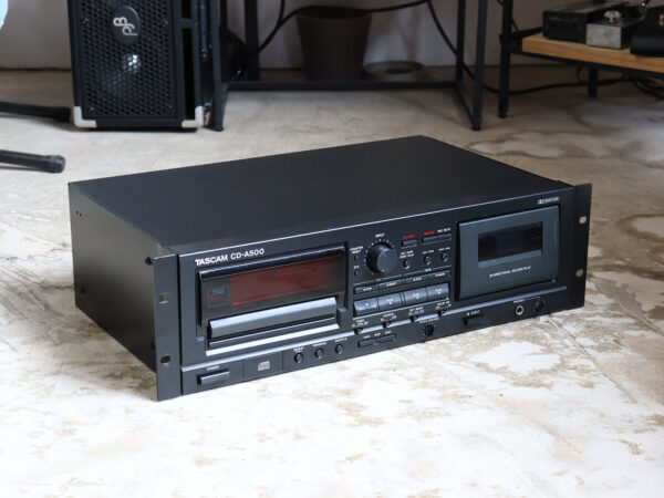 【中古・現状渡し】TASCAM CD-A500 CDカセットデッキ