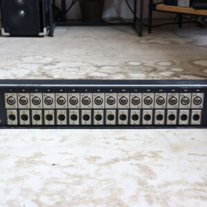 【中古】CANARE 16J12F12 コネクタボックス