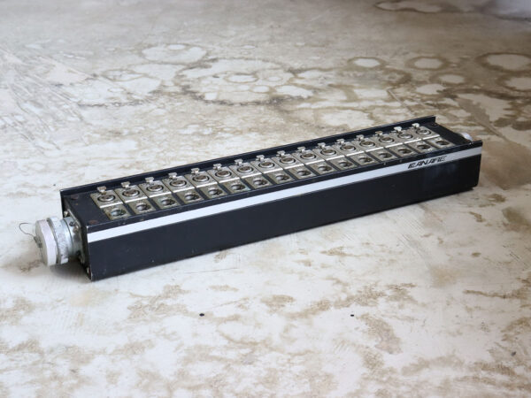【中古】CANARE 16J12F12 コネクタボックス - 画像 (2)