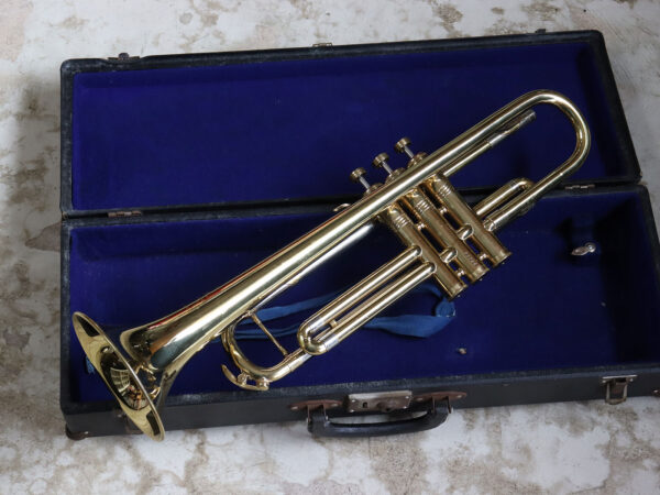 【中古・現状渡し】HUTTL LINE700 トランペット - 画像 (2)