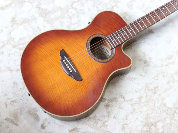 【中古】YAMAHA APX-4A-SPL エレアコ - 画像 (2)