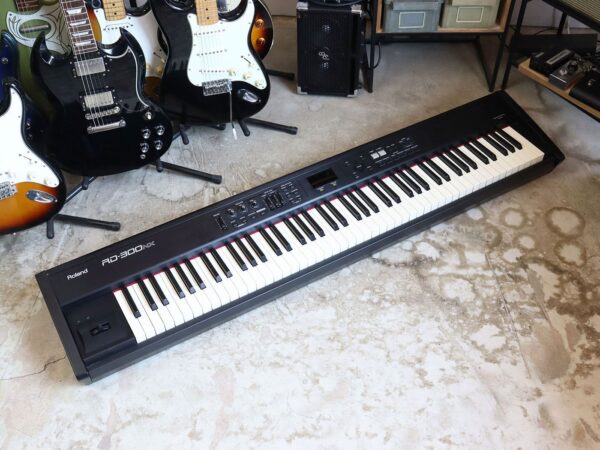 【中古・難あり】Roland RD-300NX 88鍵 電子ピアノ 14年製