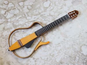 【中古】YAMAHA SLG120NW NAT サイレントギター ガット