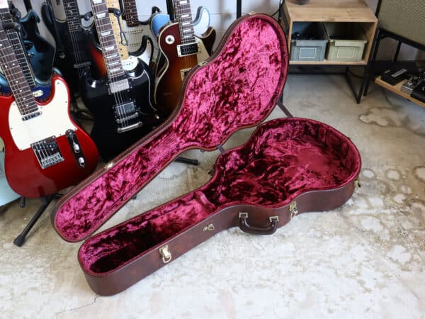 【中古】Aria アコースティックギター用 ハードケース ドレッドノートサイズ - 画像 (3)