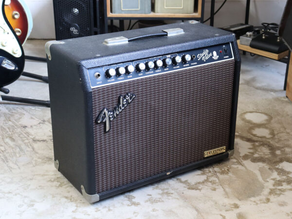 【中古・難あり】Fender Studio Valve SV-20CE 20W コンボアンプ