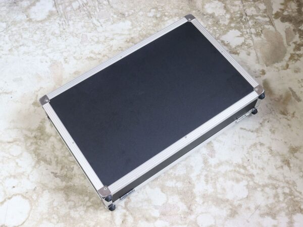 【中古】PENN ELCOM エフェクターボード 内寸：約54.5x34.5x10.0 cm