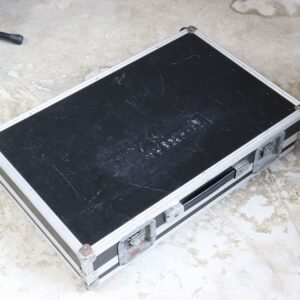 【中古】メーカー不明 エフェクターボード 外寸 W66.5cm×D43cm×H13cm