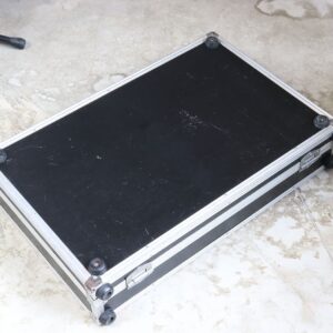 Alternative view of 【中古】メーカー不明 エフェクターボード 外寸 W66.5cm×D43cm×H13cm