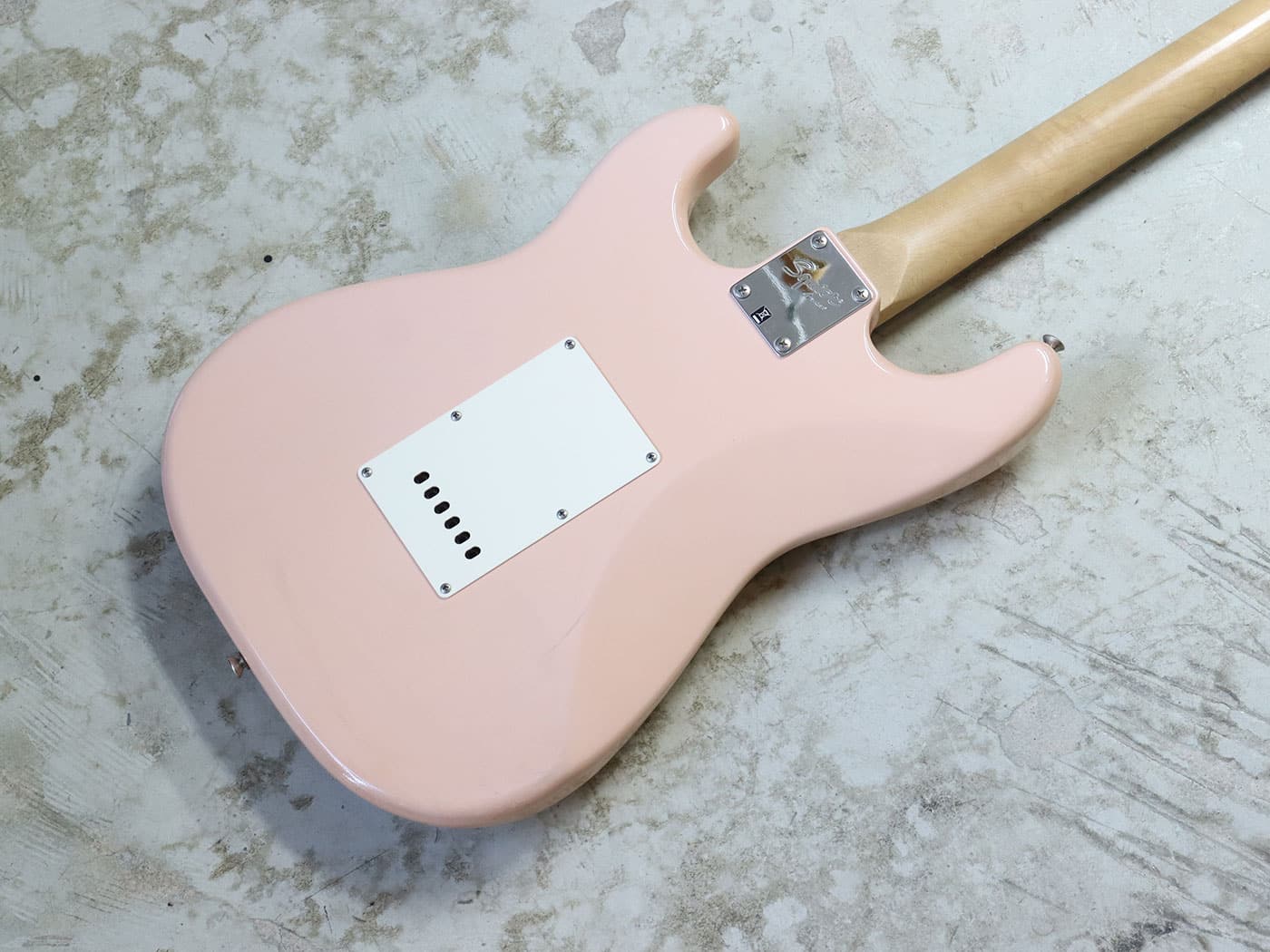 【中古】Squier Affinity Strat Shell Pink ストラトキャスター - 画像 (4)