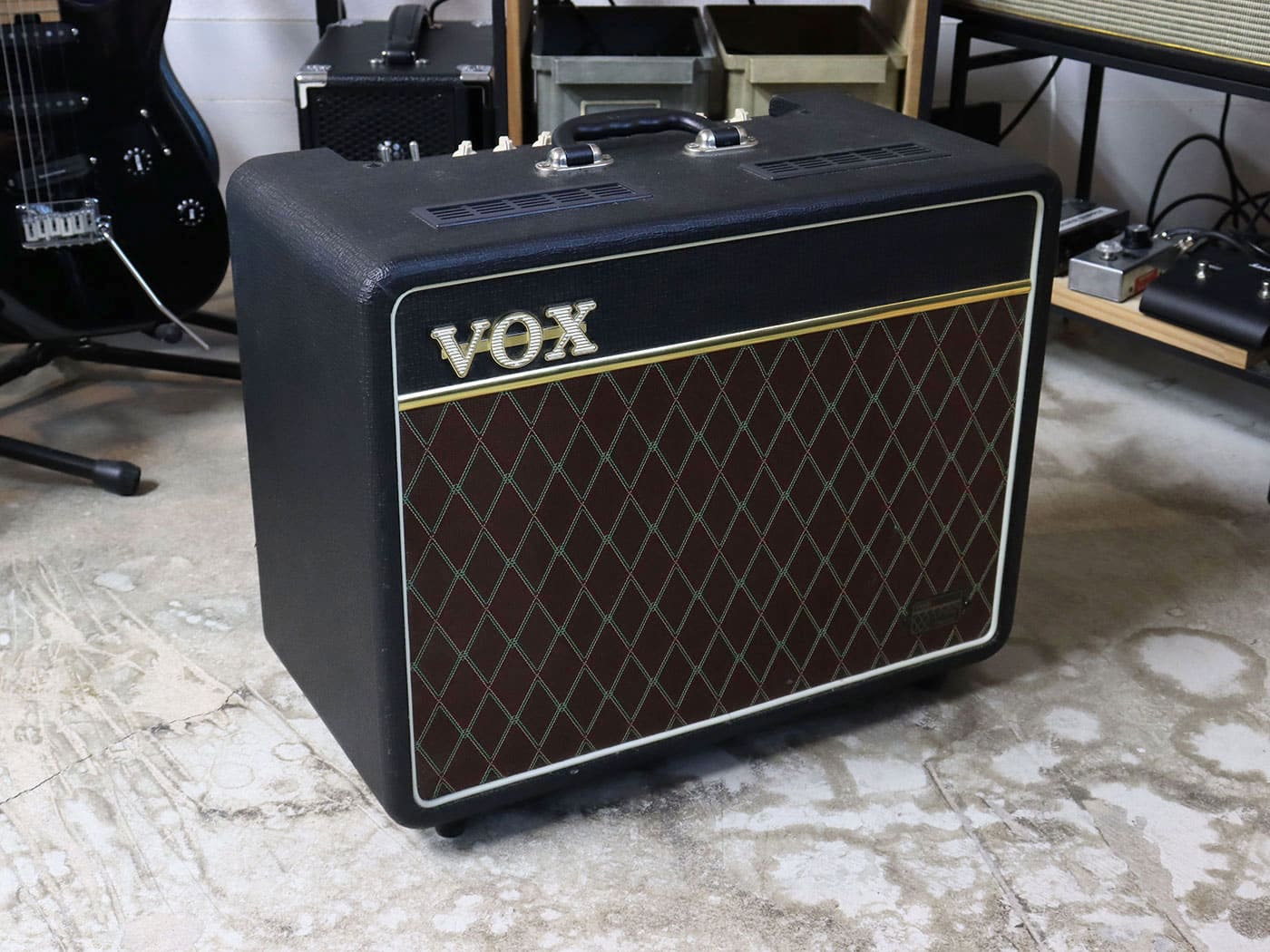 【中古】Vox Night Train 15 NT15C1 フルチューブ ギターコンボアンプ 15W 別売純正フットスイッチ付属