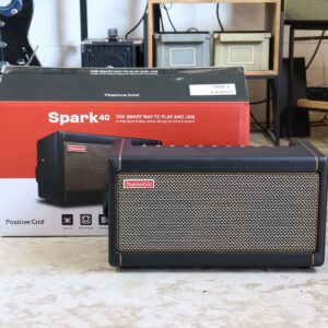 【中古・美品】Positive Grid Spark 40 ギターコンボアンプ