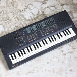 【中古】YAMAHA PSS-560 シンセサイザー