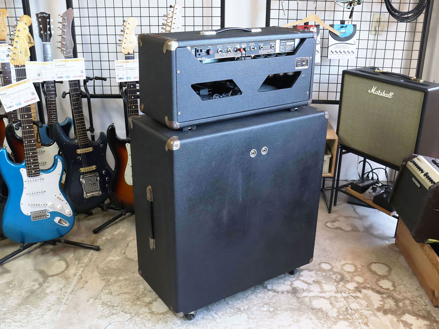 【中古】Musicman HD130 CAB Set ギタースタックアンプ フットスイッチ付属 - 画像 (2)