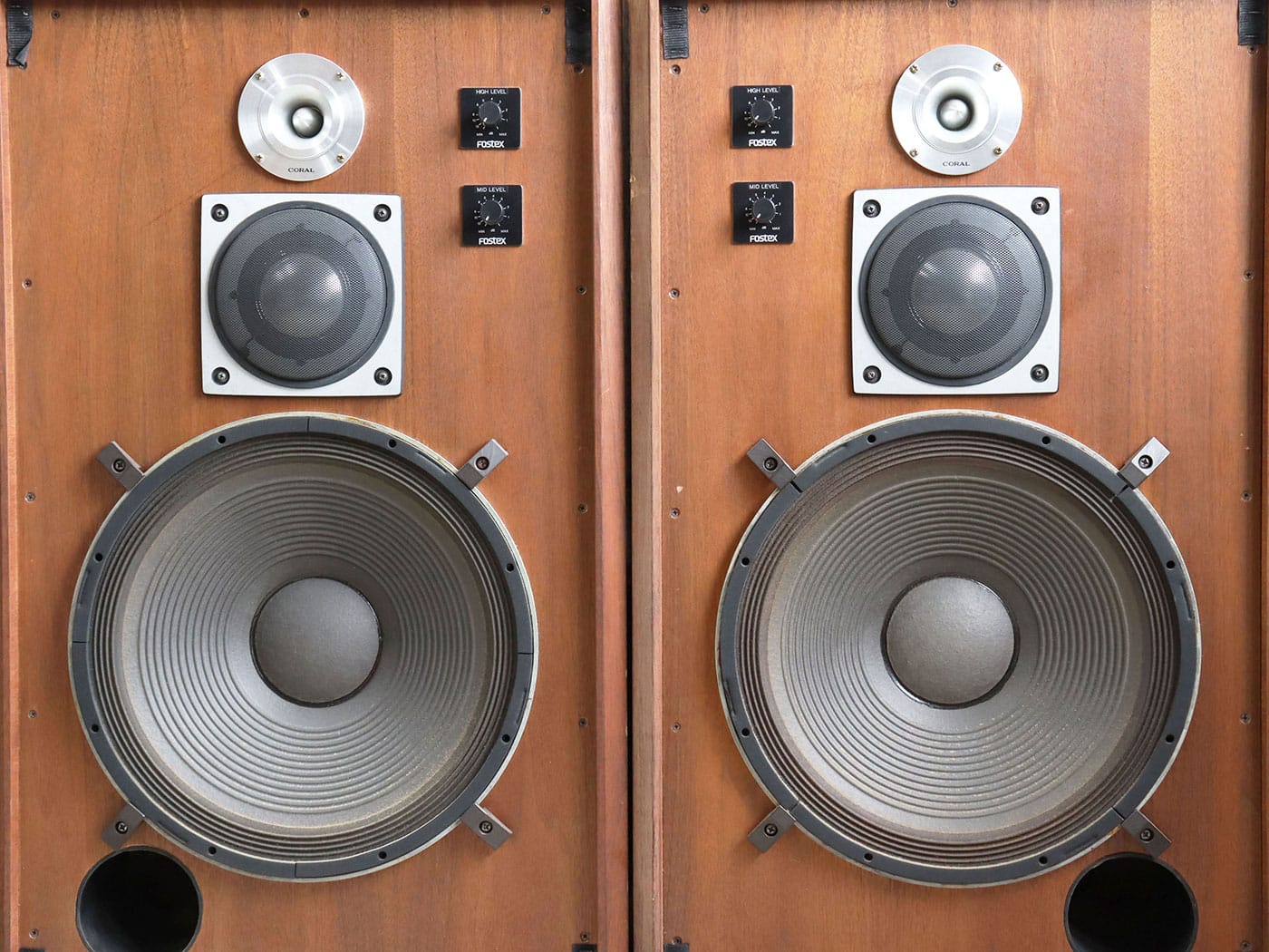 【中古】ハンドメイドオーディオスピーカー 桜の木使用 (幅50 奥行き40 高さ90 cm) - 画像 (6)