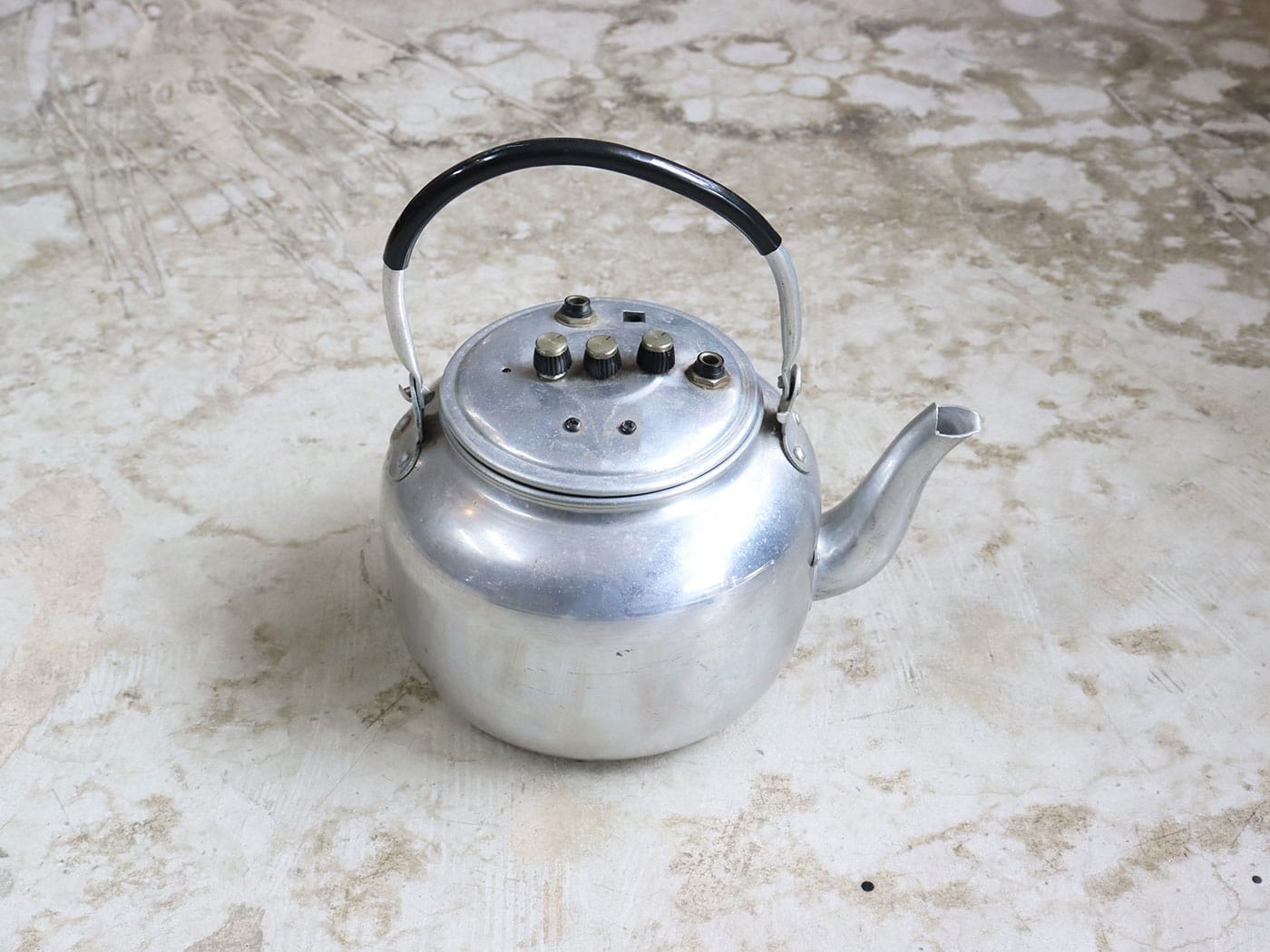 【中古】やかん型ギターコンボアンプ - 画像 (2)