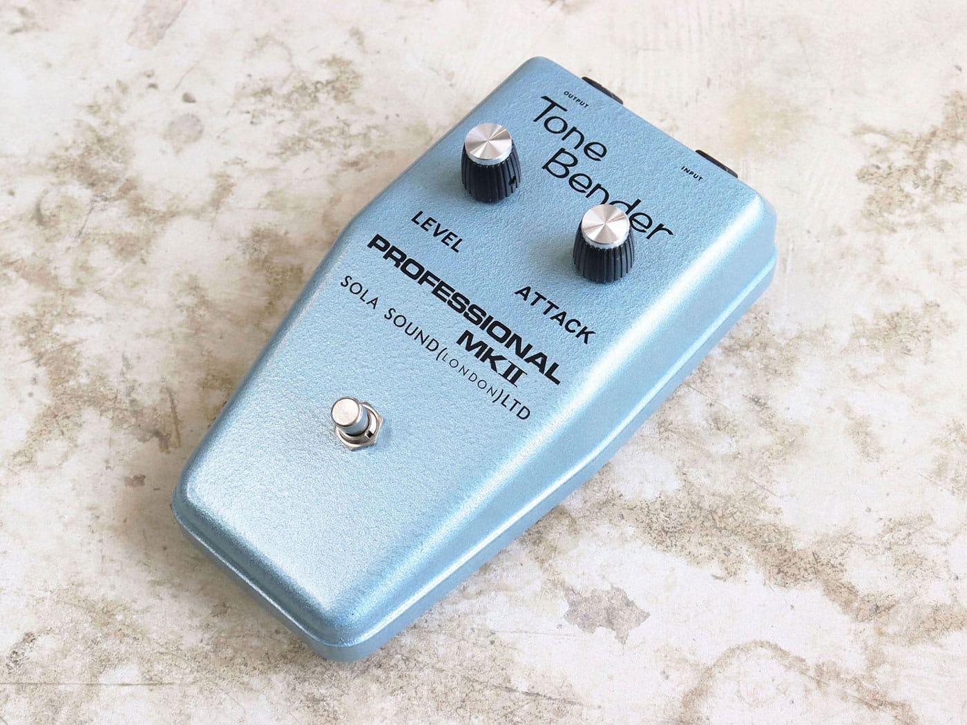 【中古】Macari's TONE BENDER 'Il Gusto PRO MKII by stu castledine ファズ シリアル#1 - 画像 (2)