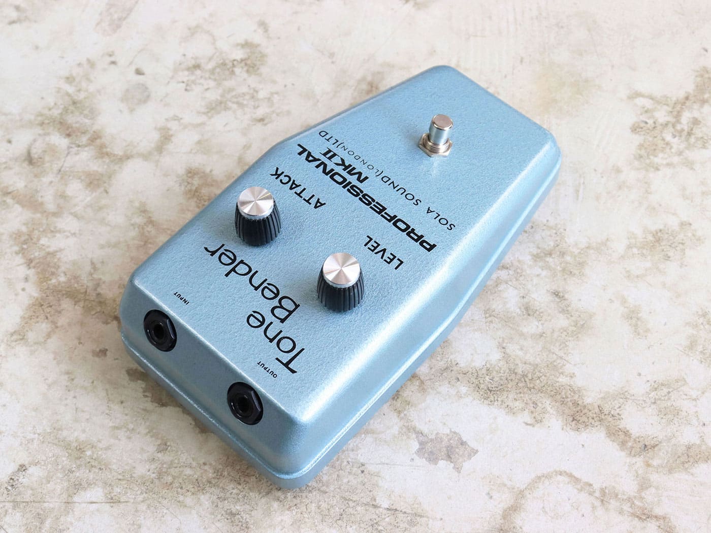 【中古】Macari's TONE BENDER 'Il Gusto PRO MKII by stu castledine ファズ シリアル#1 - 画像 (3)