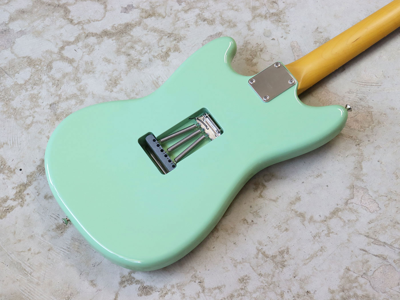 【中古】Fender Japan Char Mustang Zicca Limited Model ムスタング 青磁色 - 画像 (4)