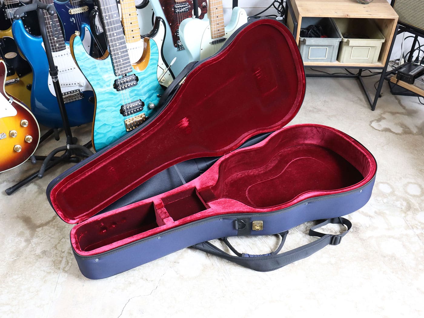【中古】Super Light Classic Guitar ネイビー - 画像 (3)