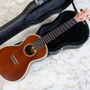 【中古】Famous NC-85 コンサートウクレレ【委託】