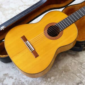 Alternative view of 【中古】YAMAHA GC-5F 1971年製