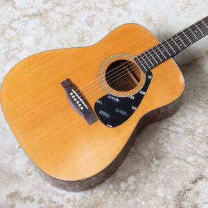 Alternative view of 【中古】YAMAHA FG-412 ドレッドノートサイズ