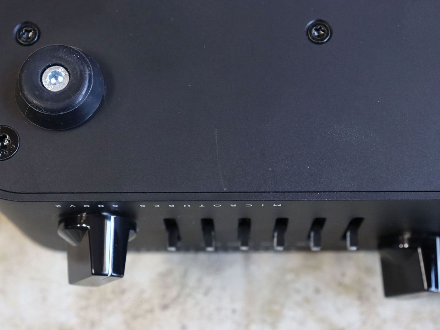 【中古・美品】Darkglass Electronics Microtubes 500 v2 ベースアンプヘッド - 画像 (5)