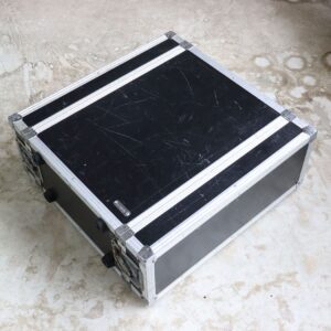 【中古】ARMOR 4U ラックケース 内寸奥行：36.0cm