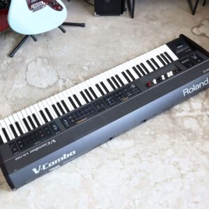 Alternative view of 【中古】Roland V Combo VR 700 ステージキーボード 2010年製