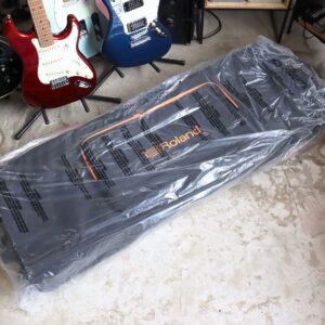 【中古・新品同様】Roland SC-G76W3 76鍵キーボード用キャスター付きソフトケース
