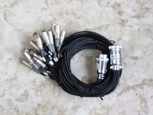 CANARE コネクターボックス 16B2F1 16B1F2 マルチケーブル付 中古・現状渡し】CANARE 16B1F2 マルチケーブル セパレートコード NK(M