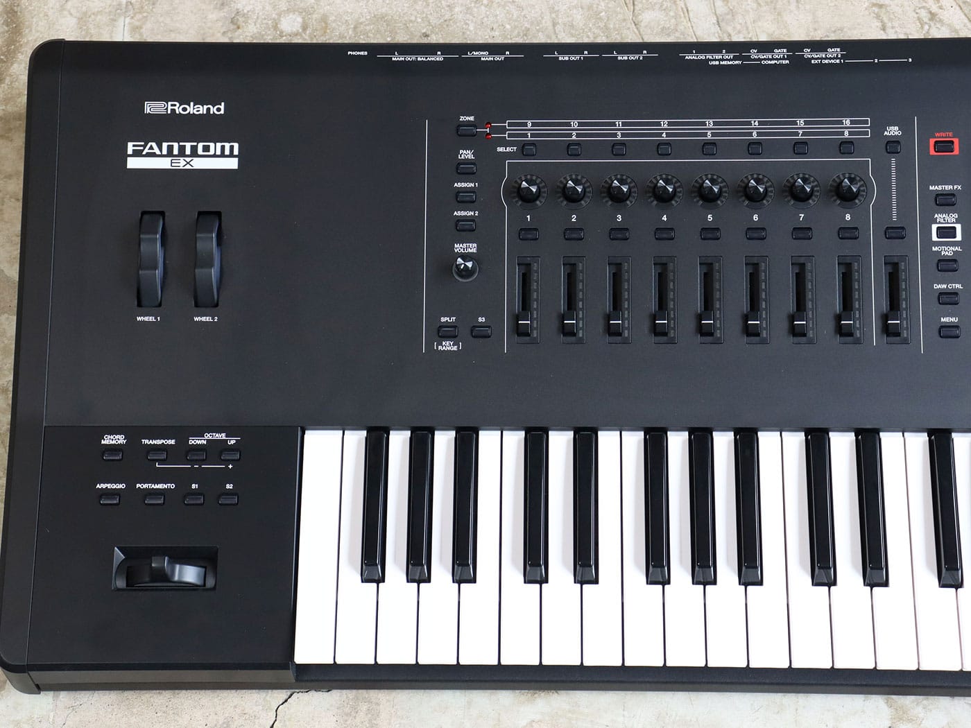 【中古・美品】Roland Fantom 7 EX シンセサイザー - 画像 (3)