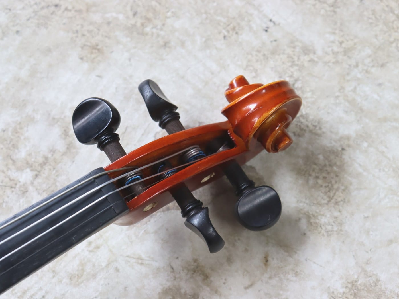 【中古・現状渡し】Suzuki Violin No.230 1/16サイズ 2012年製 - 画像 (6)