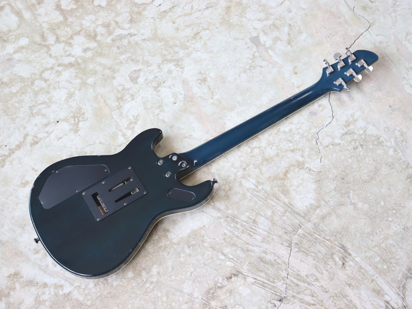 【中古】FERNANDES APGシリーズ フロイドタイプブリッジ エレキギター - 画像 (3)