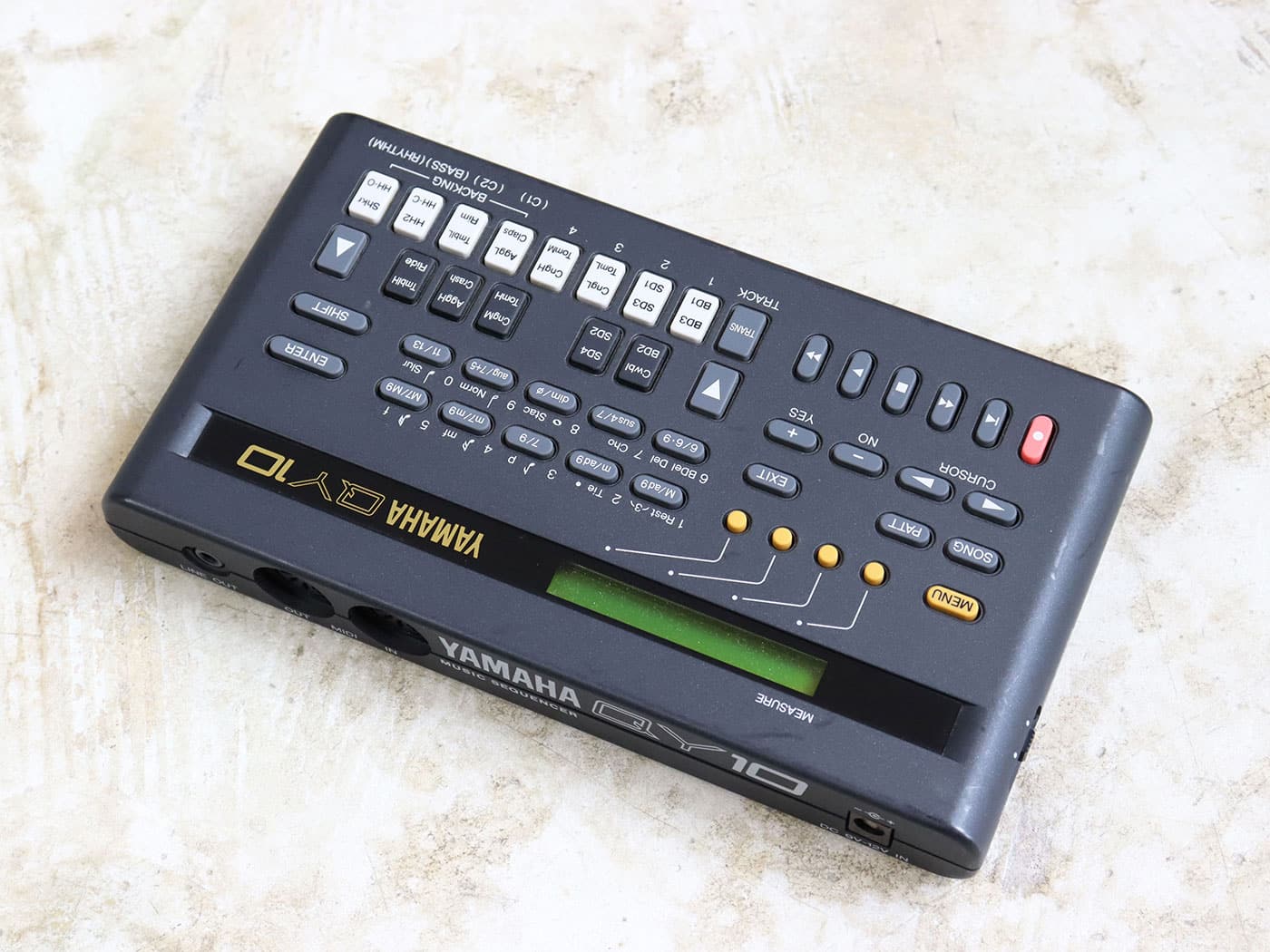 【中古】YAMAHA QY10ハンディシーケンサー - 画像 (2)
