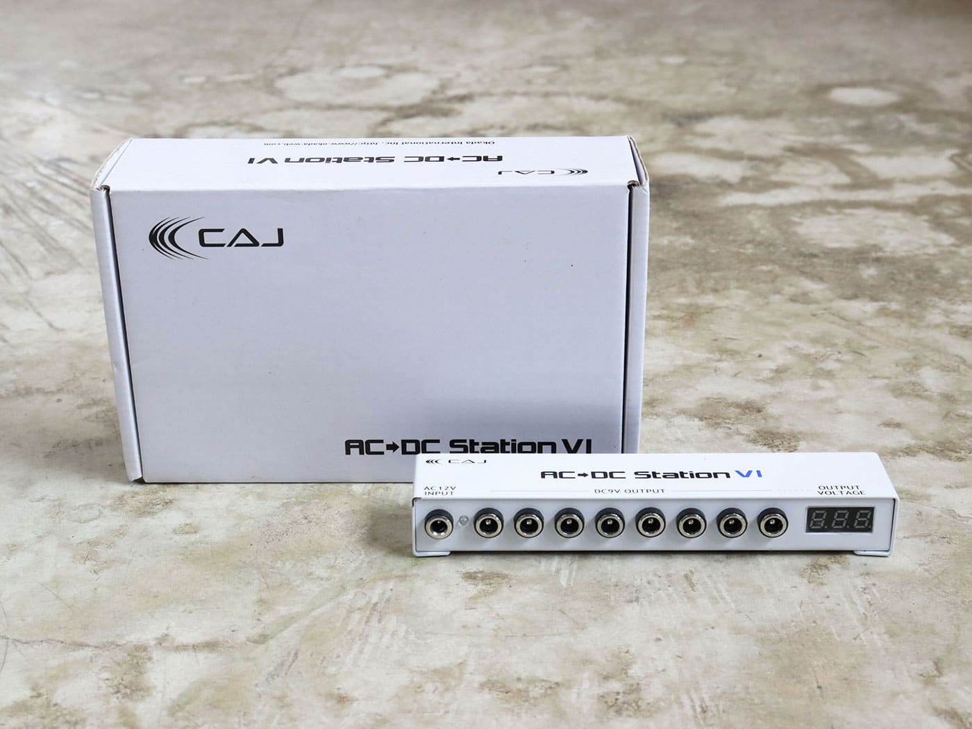 【中古】CAJ AC DC Station VI パワーサプライ