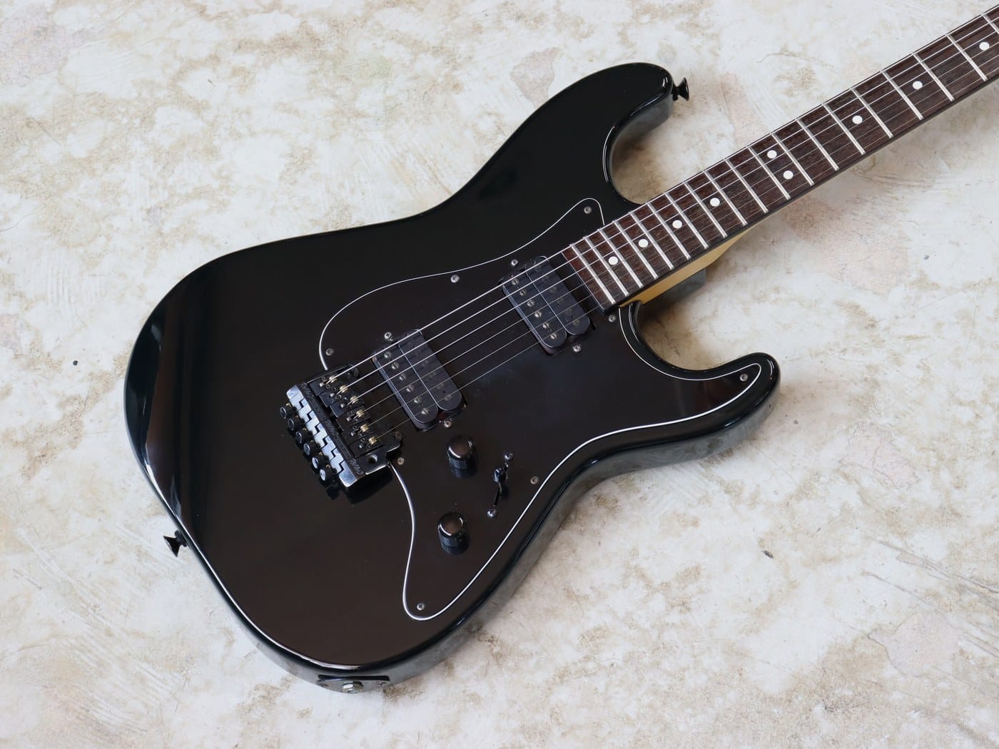 【中古】Charvel model 3A ストラトタイプ - 画像 (2)