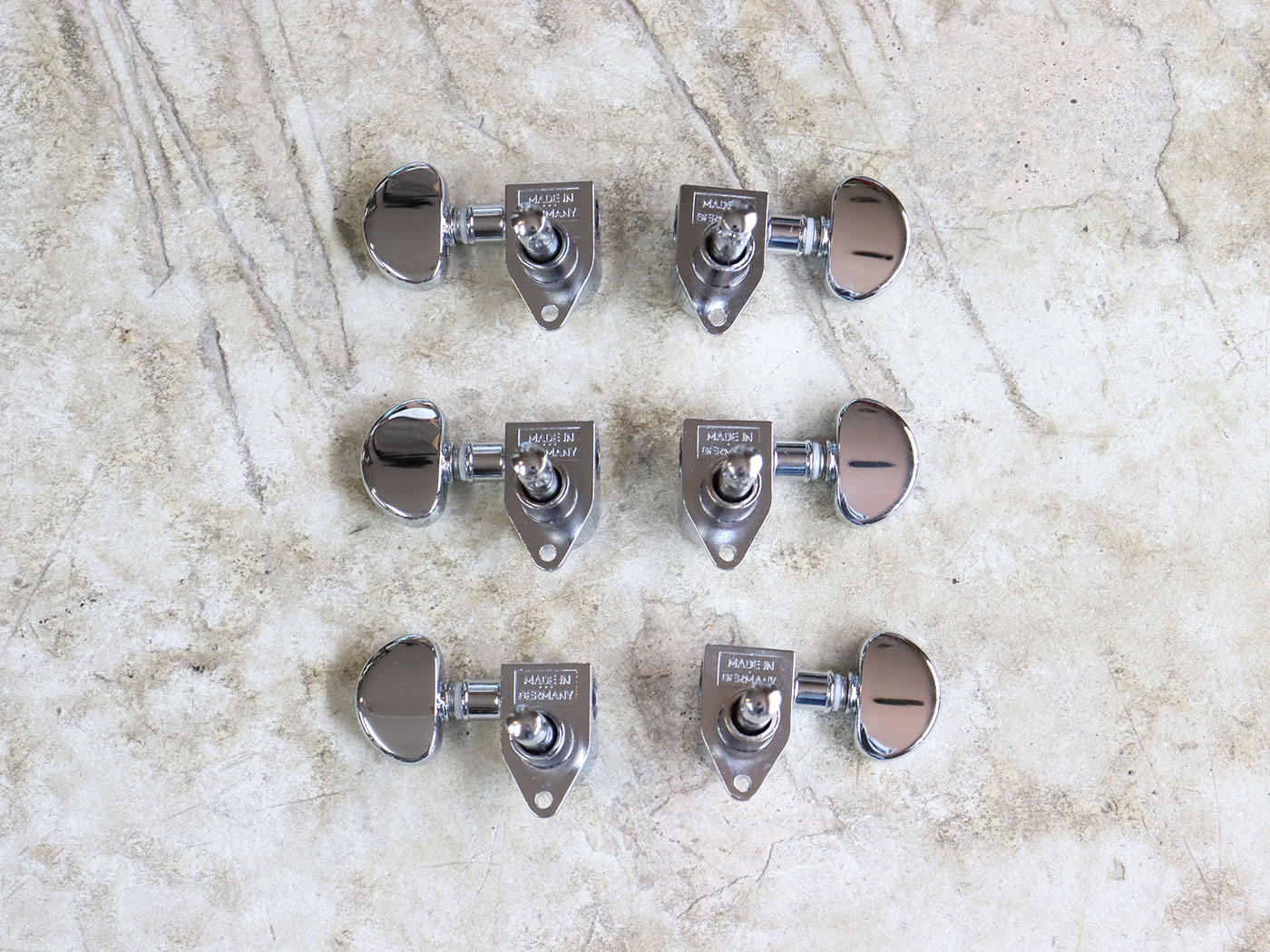 【中古】Schaller M6 Vintage Chrome 3L3R ギターペグ - 画像 (2)