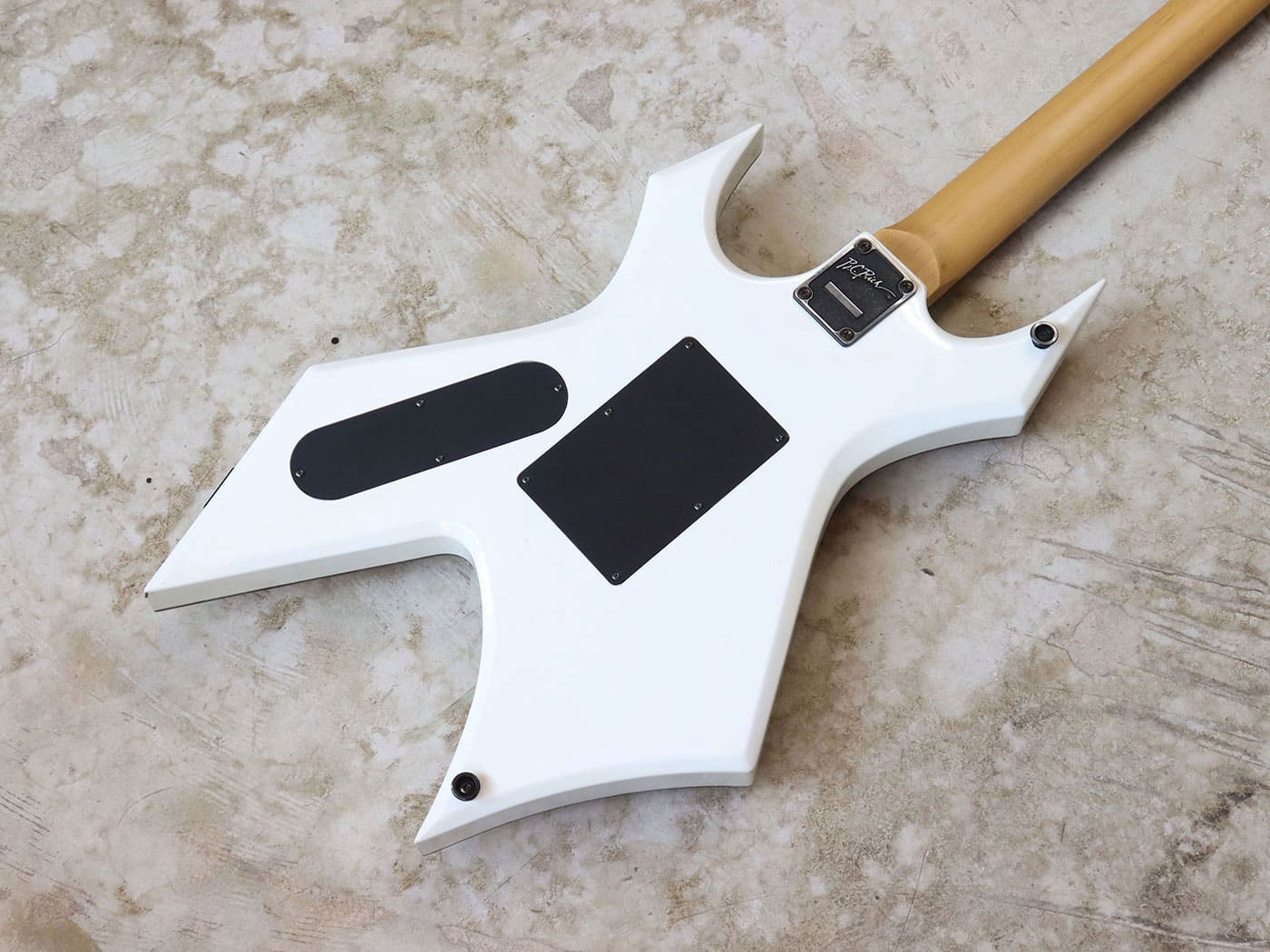 【中古】B.C.Rich JJSW2 Joey Jordison Warlock II White w/ Blood Splatter - 画像 (4)