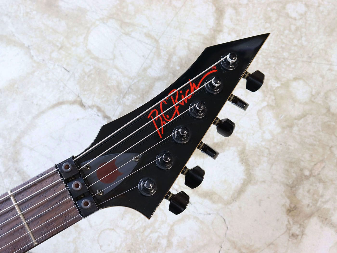 【中古】B.C.Rich JJSW2 Joey Jordison Warlock II White w/ Blood Splatter - 画像 (5)