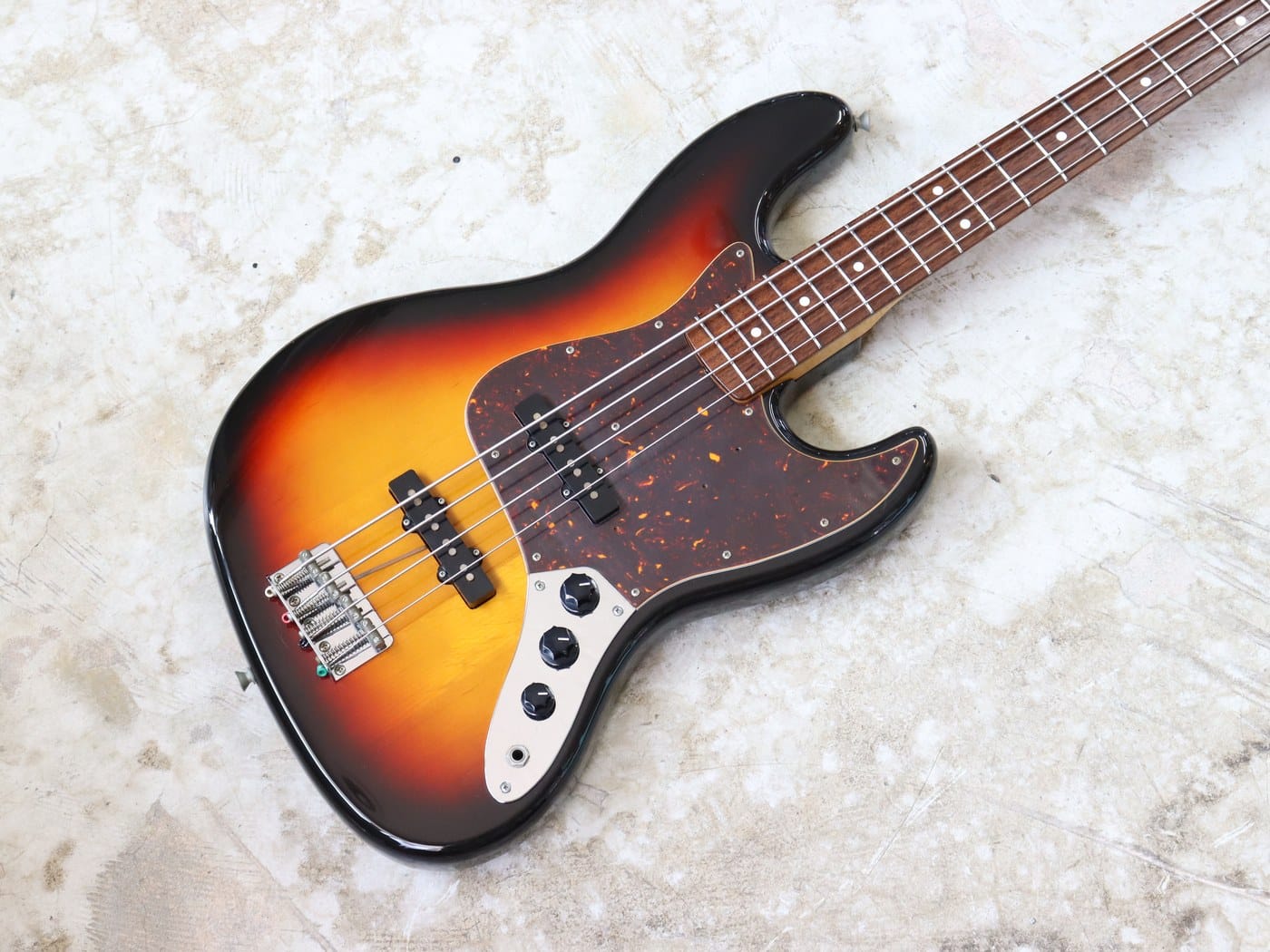 【中古】Fender Japan Jazz Bass ジャズベース - 画像 (2)