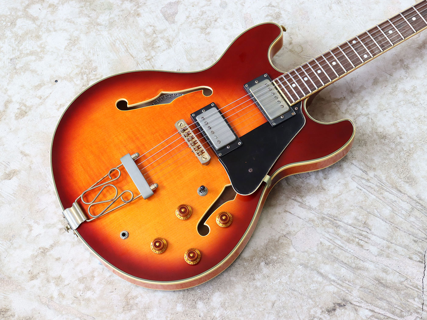 【中古】Aria Pro II TA-02 セミアコタイプ - 画像 (2)