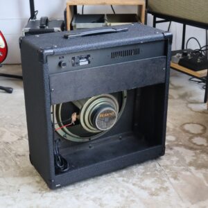Alternative view of 【中古】Roland SPIRIT 30 ギターコンボアンプ
