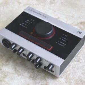 【中古・現状渡し】NATIVE INSTRUMENTS AUDIO KONTROL 1 オーディオインターフェース