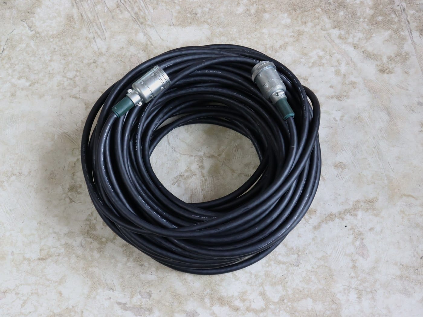 【中古】CANARE MR202-16AT 16ch マルチケーブル 50m