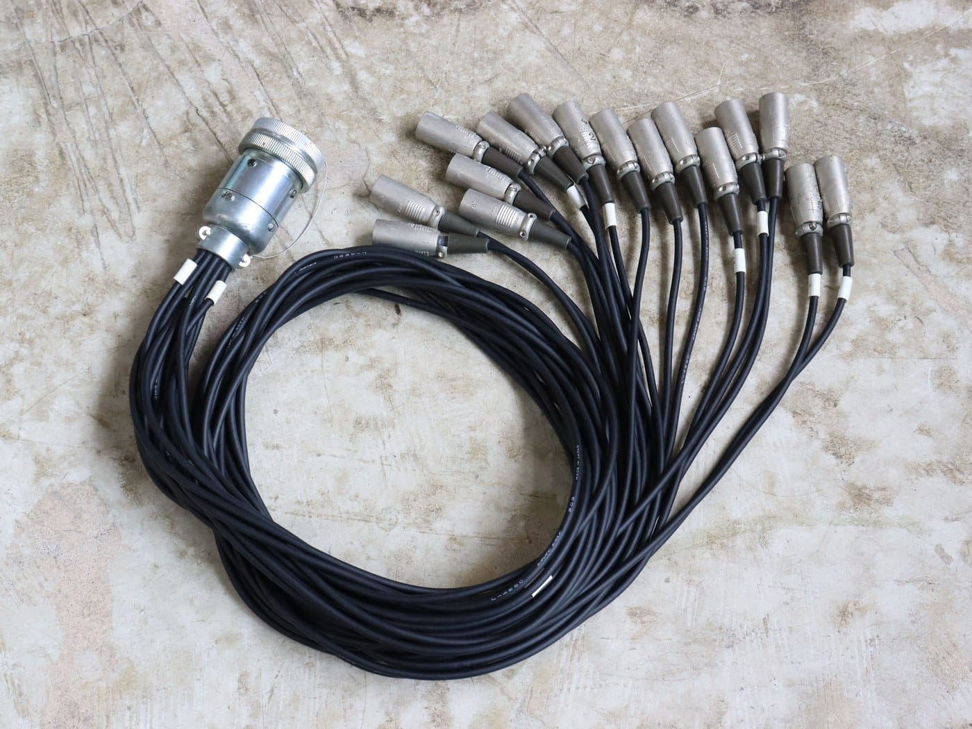 【中古】CANARE 16C10M2 マルチケーブル 10m